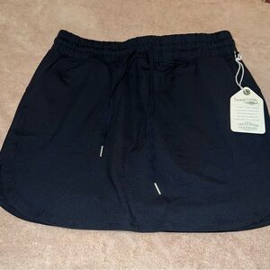 NWT Women's Black Athletic Skort